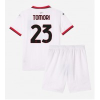 Camiseta AC Milan Fikayo Tomori #23 Segunda Equipación Replica 2024-25 para niños mangas cortas (+ Pantalones cortos)